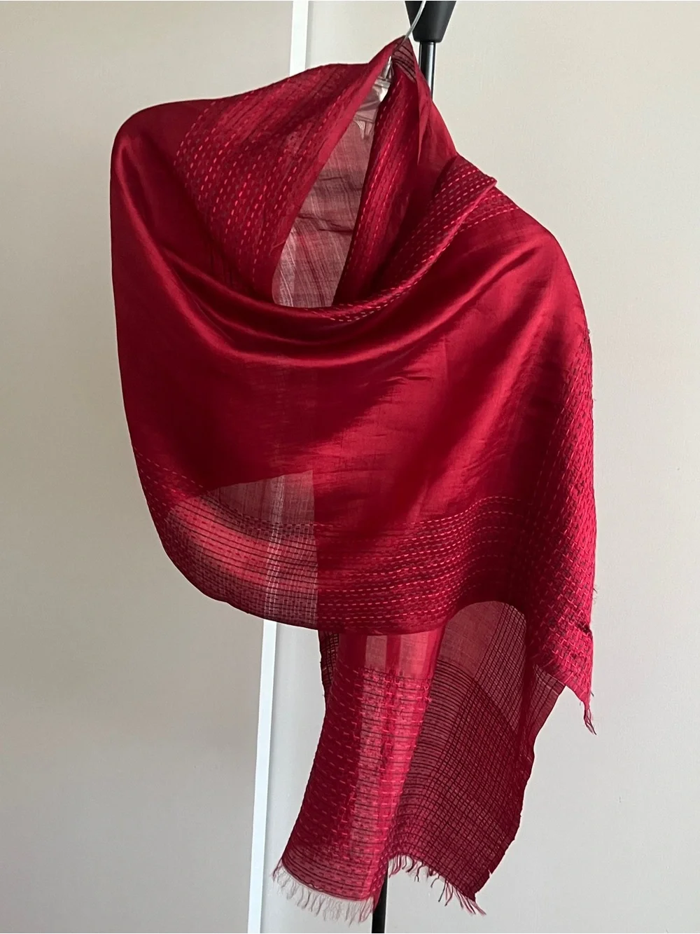 FabIndia Style Handwoven 100% Silk Kantha Hand Embroidered Wrap Stole Red 74